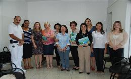 CMDCA e SAS entregam livros para auxiliar no diagnóstico da violência contra criança