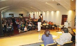 Mais de 300 pessoas debatem direitos da criança e do adolescente em seminário 