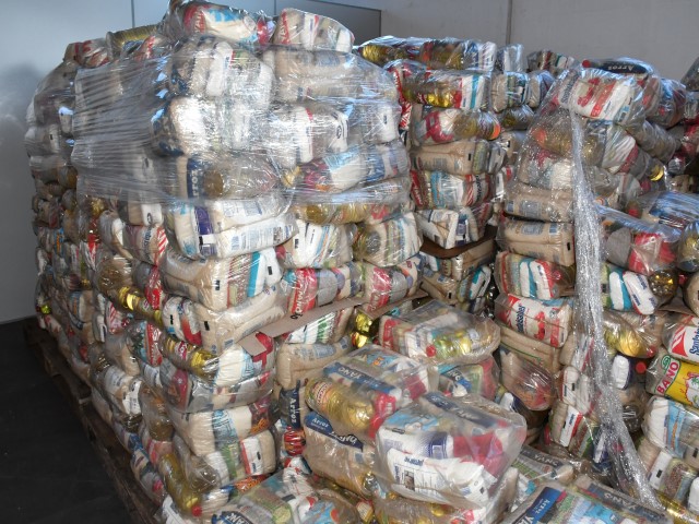 Prefeitura de Prudente inicia entrega de 7.400 kits de alimentação escolar 