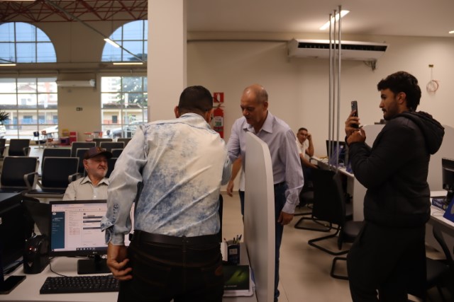 Balcão de empregos tem 147 vagas disponíveis; currículos devem ser enviados por e-mail