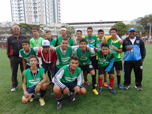 Time Parque do Povo “A” conquista o torneio Inter-Pólos Sub-15