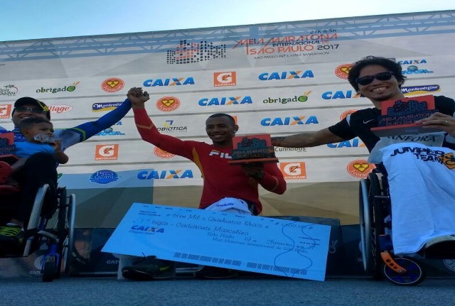 Atleta Leonardo Melo vence maratona internacional em São Paulo