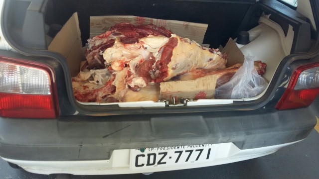 Inspeção Municipal apreende carne clandestina em mercadinho do José Rotta