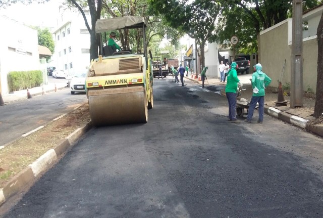 Prefeitura promove recapeamento de trecho da Avenida da Saudade