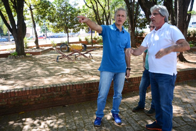 Prefeito Nelson Bugalho acompanha obras no Parque do Povo, Centro e Jardim Paulista