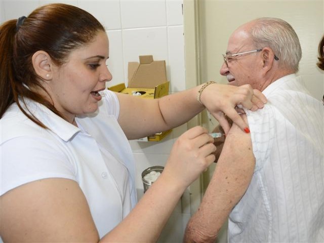 Campanha Contra Influenza imuniza mais de 63 mil pessoas em Prudente