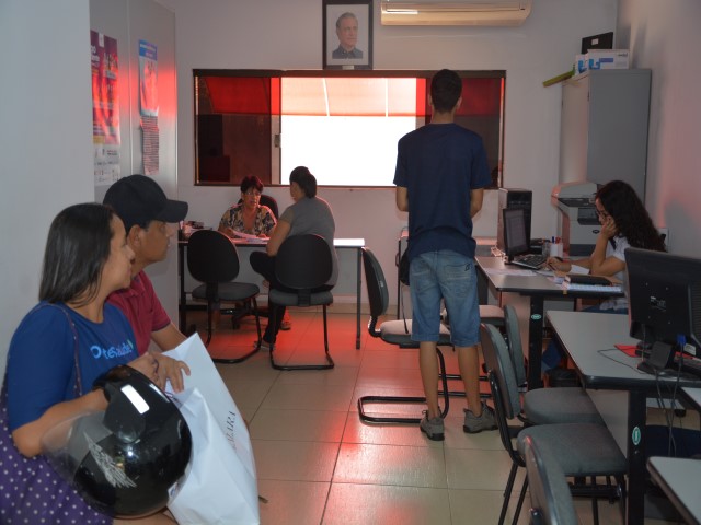 Balcão de Empregos oferta mais de 140 vagas para Prudente e região 