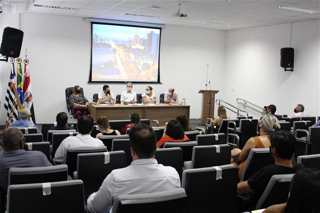 Prefeitura anuncia manutenção das atividades remotas na Rede Municipal de Ensino