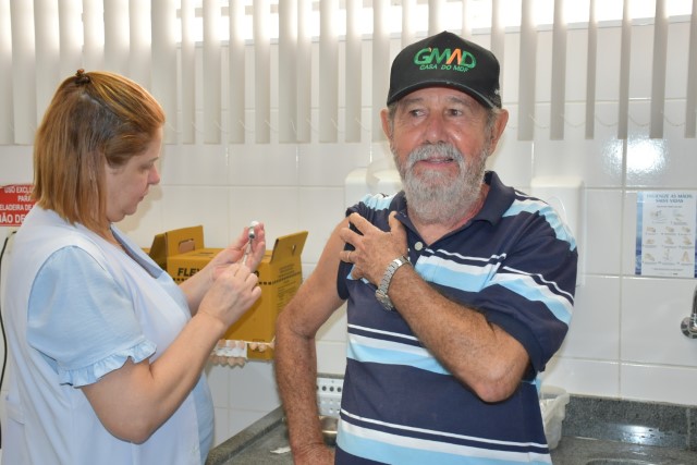 Prudente aplica 48 mil doses de vacina contra Influenza; coberta segue abaixo da meta