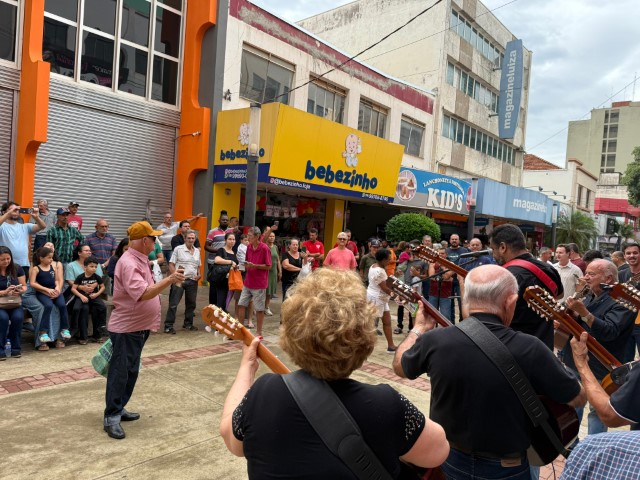 Prefeitura promove nova edição do Centrô no sábado (5) com arte, serviços e ônibus grátis