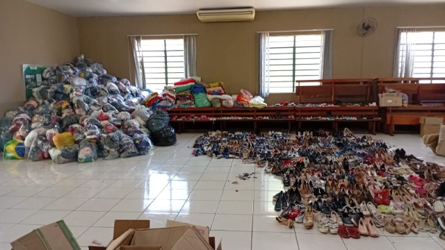 Fundo Social arrecada 8 mil peças em 1º drive-thru da Campanha do Agasalho