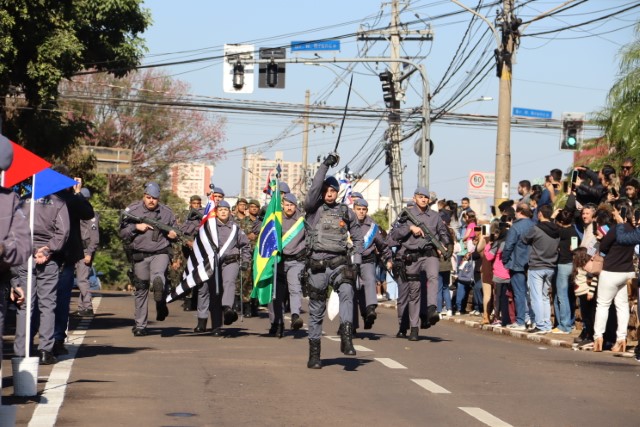 Prudente celebra 93 anos da Revolução Constitucionalista com desfile cívico-militar