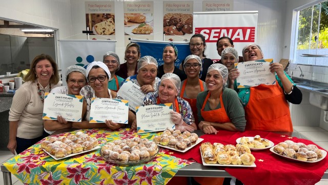 Fundo Social e Sebrae concluem turma de produção de pães doces e semidoces