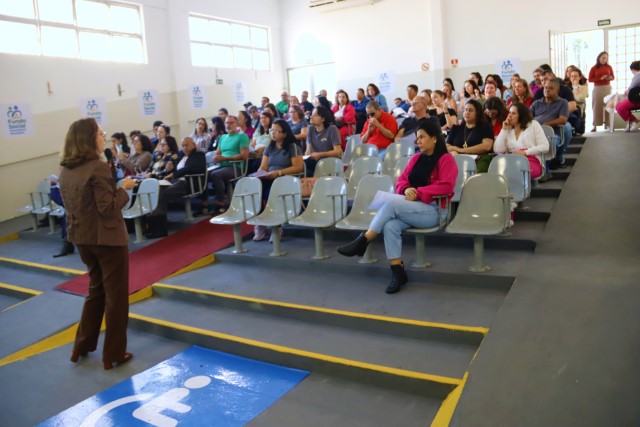 SAS promove capacitação “Cuidando de Quem Cuida”, com Maria Assunção de Azevedo Guedes