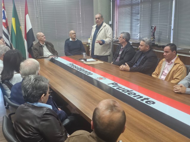 Sassom formaliza credenciamento do Hospital Unimed em ato com prefeito Tupã
