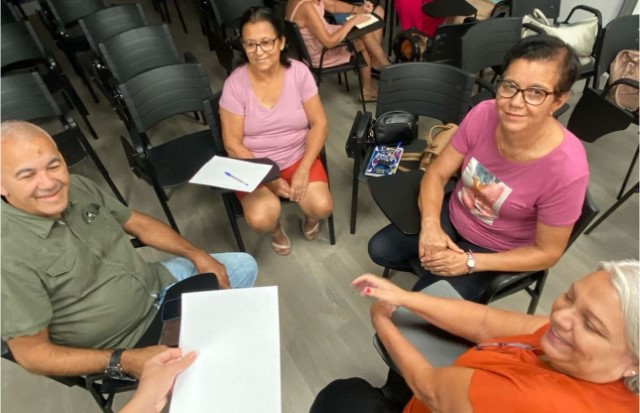 Coordenadoria do Idoso promove oficina de Inclusão Digital para a Melhor Idade
