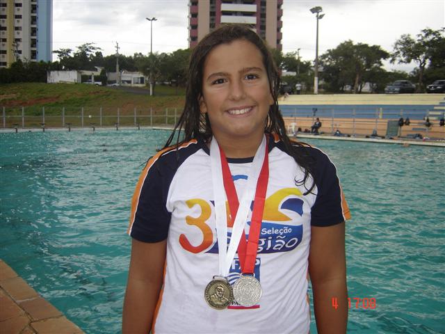 Beatriz Brambila brilha no Kim Mollo 