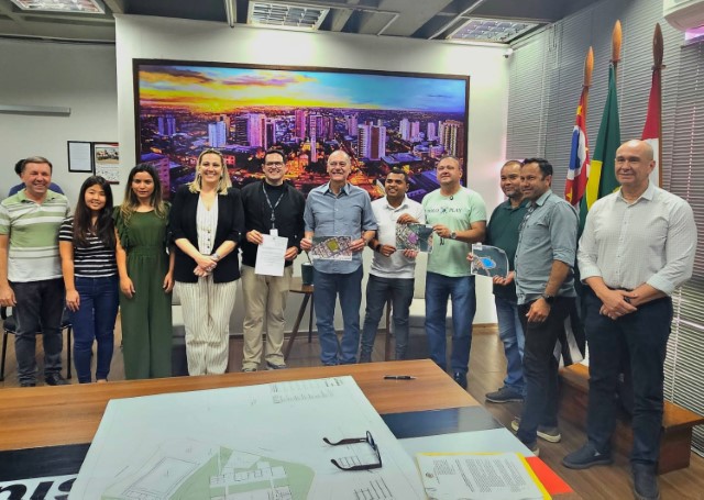 Tupã formaliza doação de terrenos para construção de Escola Estadual e moradias populares 