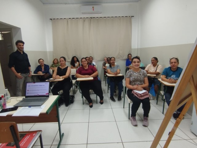 Fundo Social inicia curso de fabricação e venda de salgados, que vai até 5 de setembro