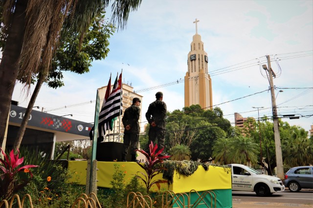 Celebrações cívicas alusivas à Semana da Pátria têm início com ‘Altar da Pátria’