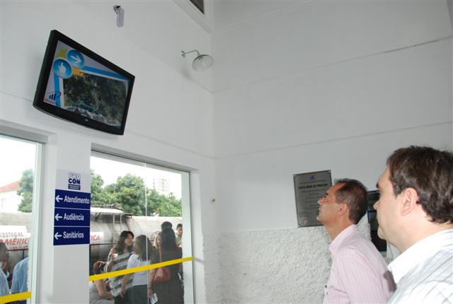 Projeto piloto Mídia Indoor implantado no Procon será expandido para outros pontos