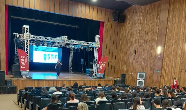 Secult e Fatec promovem aulão de preparação para o Enem 2025 no Matarazzo