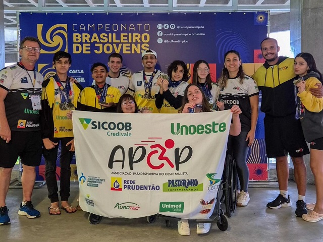 Atletas da Apop garantem 38 medalhas no Campeonato Brasileiro de Natação Paralímpica sub20