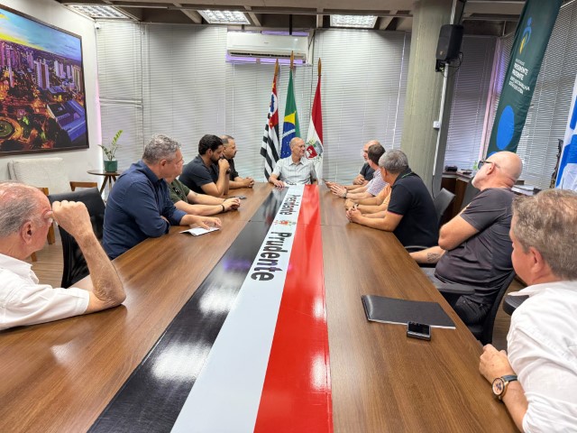 Clube dos 100 Fusquinhas confirma 7ª edição da exposição de carros antigos no IBC em 2026