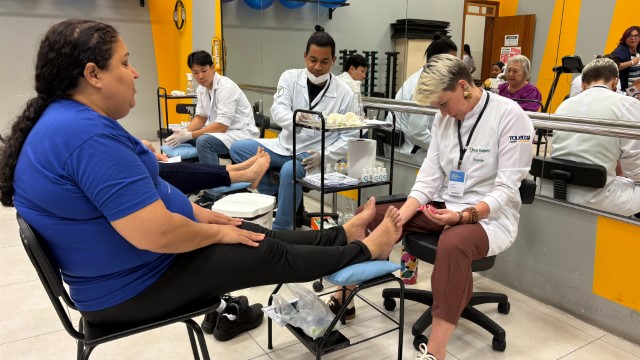 Em Dia do Diabetes, Toledo Prudente e Sesau realizam 100 atendimentos de saúde gratuitos