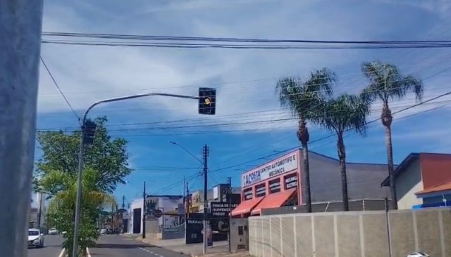 Semob inicia operação dos semáforos da Avenida Paulo Marcondes nesta terça