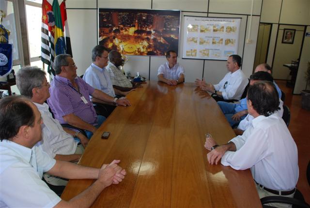 Grão-Mestre do Grande Oriente Paulista visita à região e elogia crescimento de Prudente