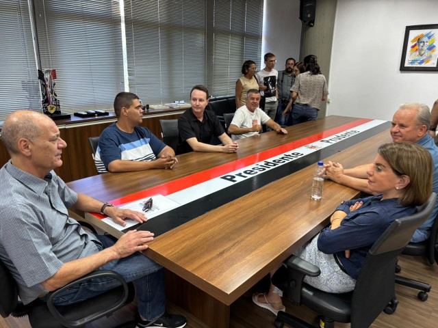 Prefeito Tupã recebe deputada estadual Professora Bebel