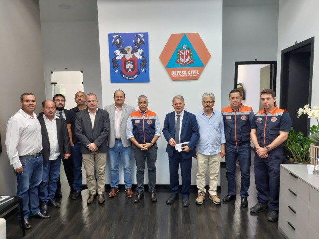 Em reuniões no DER e Defesa Civil, secretário solicita obras de infraestrutura viária