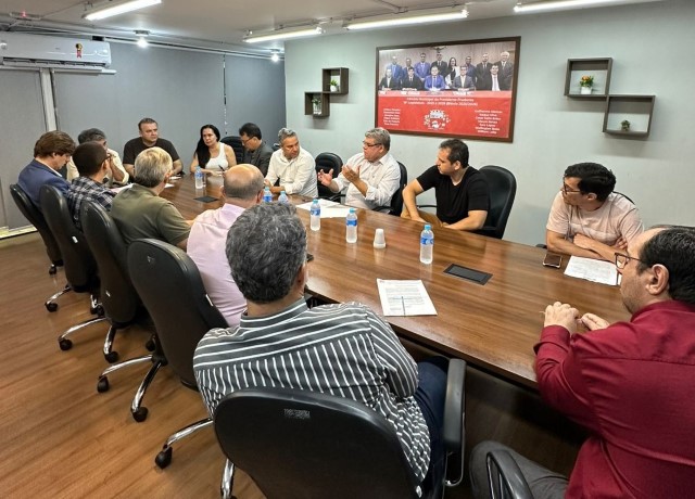 Prefeitura e Câmara se reúnem para discutir mudanças nas regras de pagamento de emendas