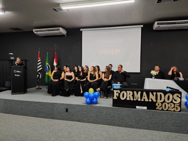 Univesp realiza primeira cerimônia de formatura do polo Prudente em parceria com a Prefeitura
