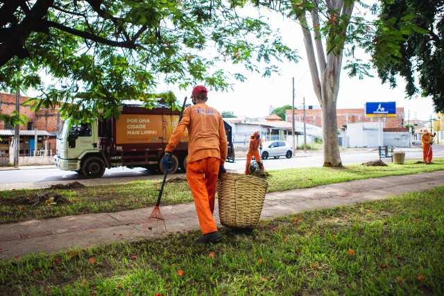 Prudenco paga segunda parcela do 13º e injeta mais de R$ 1 milhão na economia de Prudente