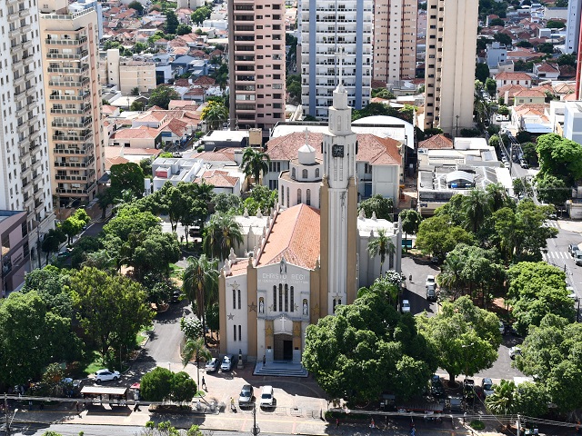 Confira o Abre e Fecha no feriado de São Sebastião, dias 19 e 20 de janeiro 