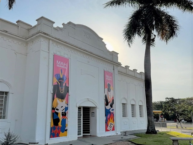 Confira o que abre e o que fecha no feriado prolongado de Carnaval