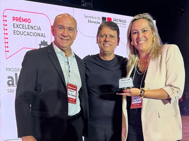 Prudente recebe “Prêmio Excelência Educacional 2025”, do Governo do Estado