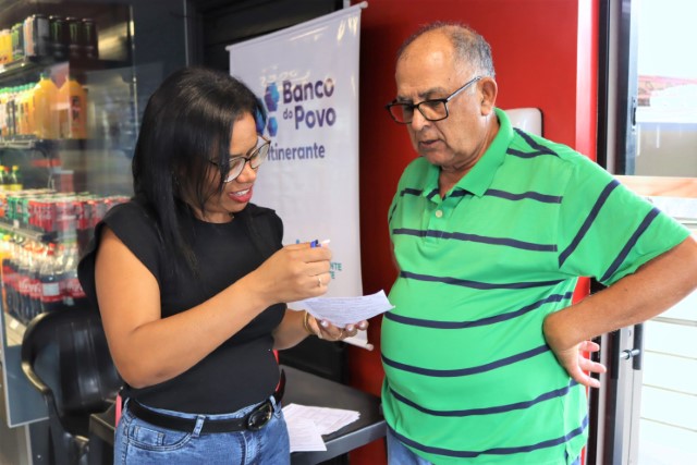 Banco do Povo Itinerante atende empreendedores do entorno da Avenida Paulo Marcondes