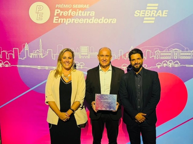 Prudente recebe selo de Prefeitura Empreendedora do Sebrae por trabalho do Atende Prudente