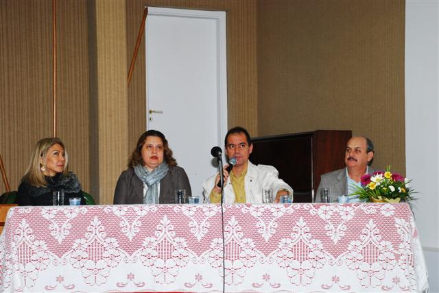 Prefeito prestigia Encontro do Caps e elogia trabalho desenvolvido