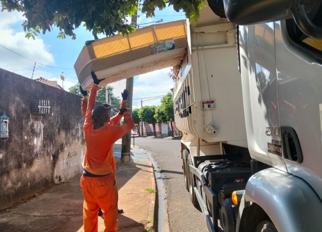  Operação Cata-treco: equipes iniciam setor 3 nesta segunda (6), região oeste da cidade