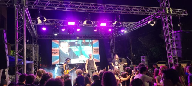 Feira do Rock reúne mais de 2 mil pessoas no Matarazzo; próxima edição será 14 de junho