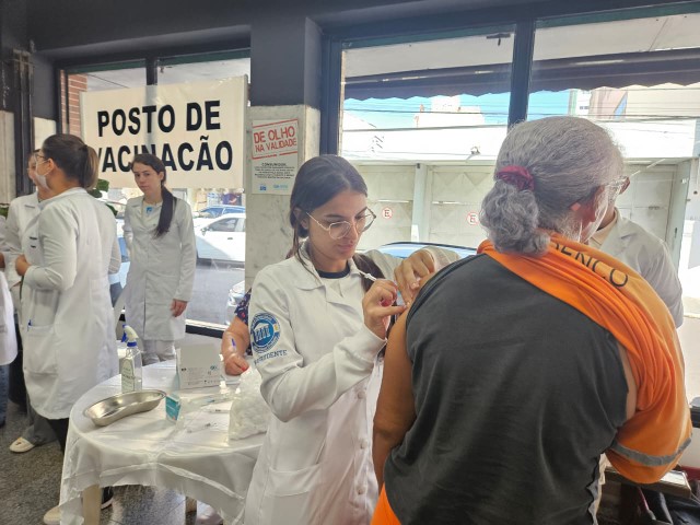  2ª mobilização da Sesau em supermercados garante 987 imunizações contra Influenza
