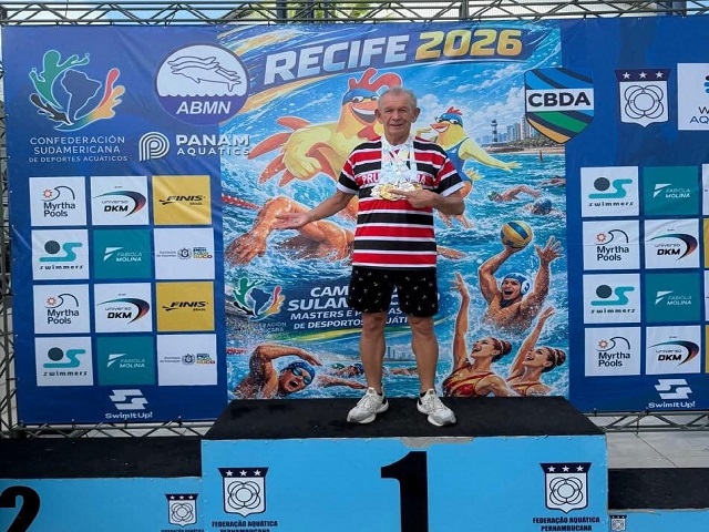 Nadador prudentino conquista seis medalhas e quebra recordes no Sul-Americano Master