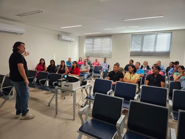 Prefeitura promove capacitação sobre Comunicação Assertiva a servidores do Atende