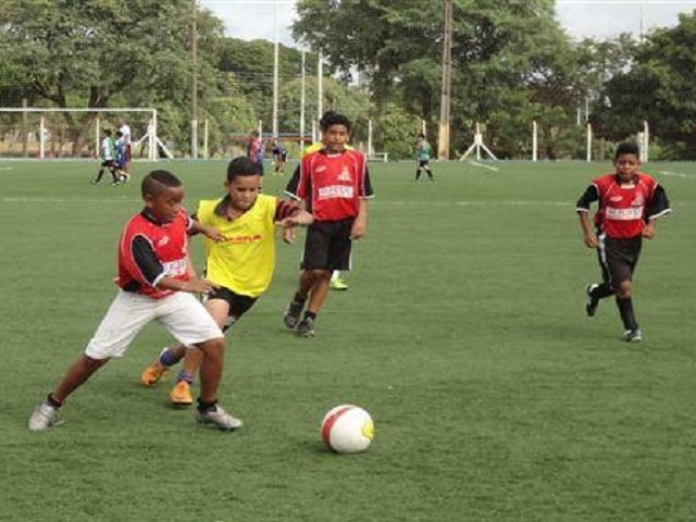 Escola de Futebol Online - Football Academy
