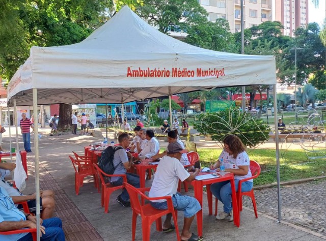 Praça 9 de Julho recebe Campanha Fique Sabendo, que marca Dia Mundial de Luta Contra Aids