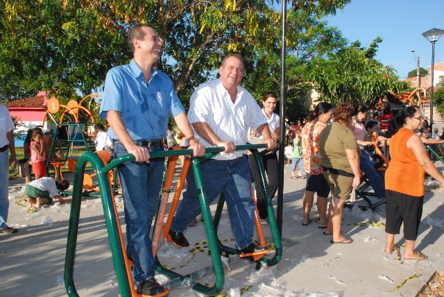 Prefeito Tupã inaugura Academia da Longevidade no Jequitibás II 